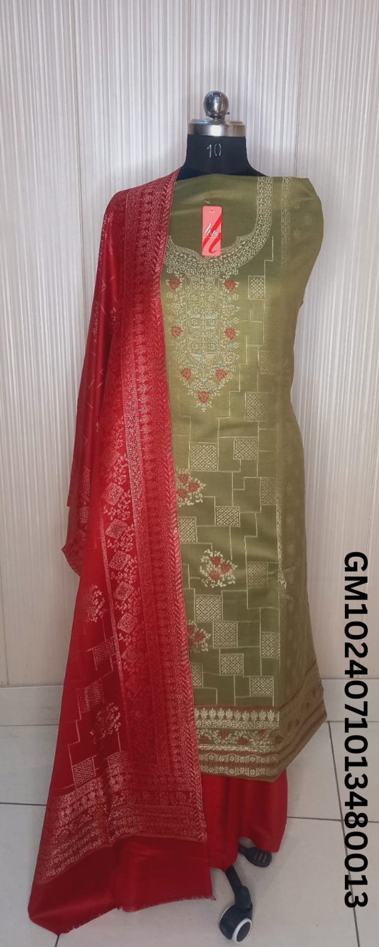 Olive Green and Red Embroidered Suit Set 0013